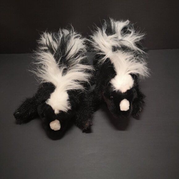 Folkmanis Skunk Hand Puppet X 2 Soft Black & White Faux Fur Realistic - Picture 3 of 6